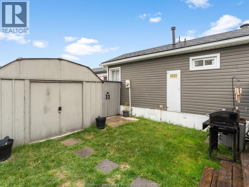 42 Wilder Drive South, Lakeshore, Ontario  N8N 2S2 - Photo 21 - 26003414