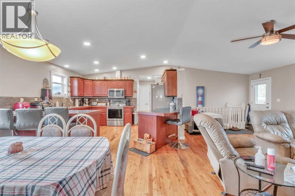 270046 Township Road 284, Rural Rocky View County, Alberta  T0M 0G0 - Photo 16 - A2280316