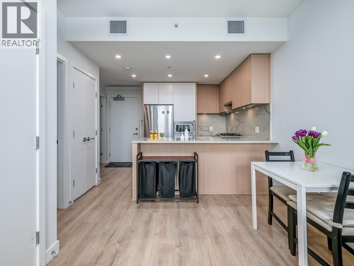 1109 567 Clarke Road, Coquitlam, British Columbia  V3J 0K7 - Photo 8 - R3090360