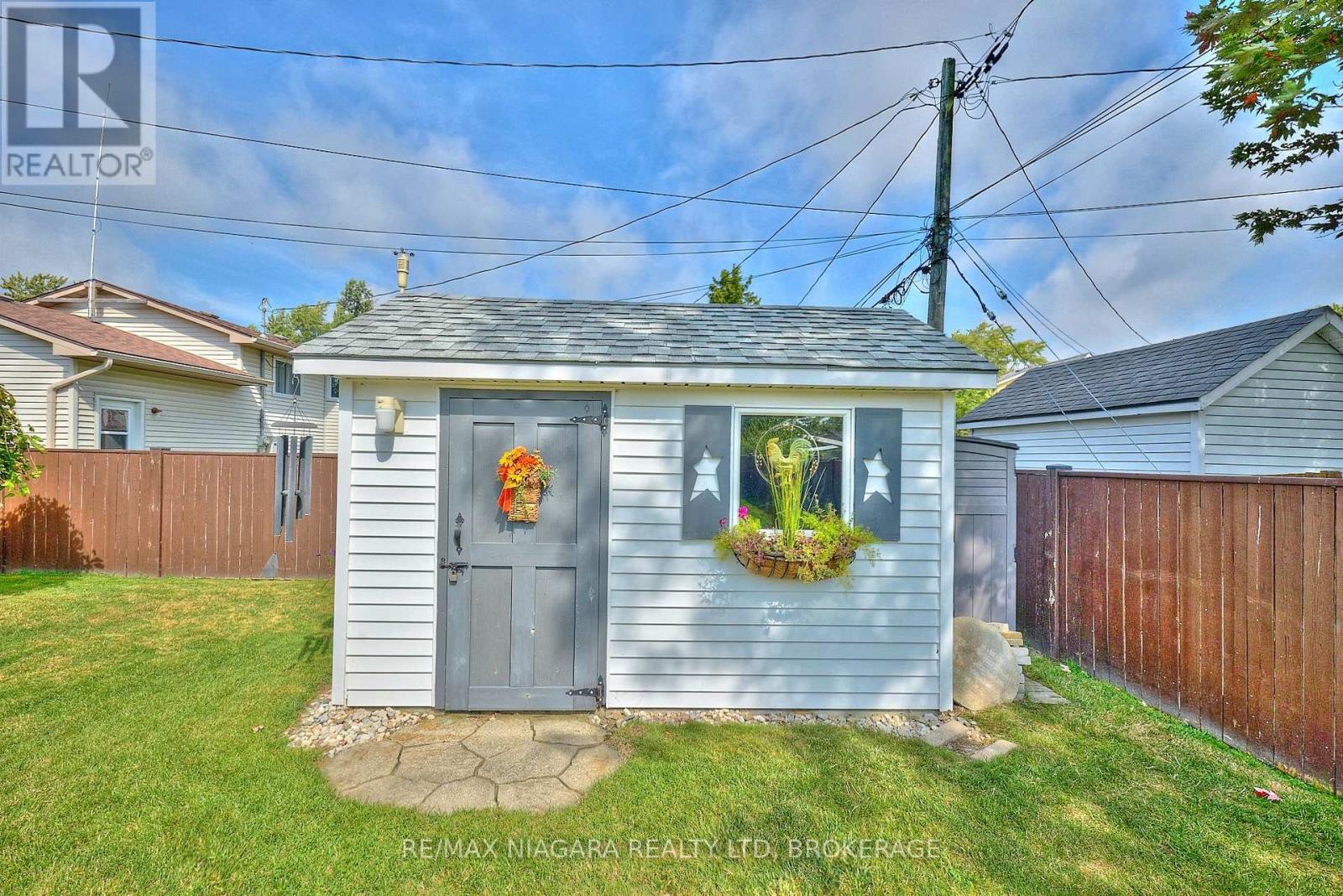 524 Lakeview Road, Fort Erie (Crescent Park), Ontario  L2A 4W6 - Photo 33 - X12796020