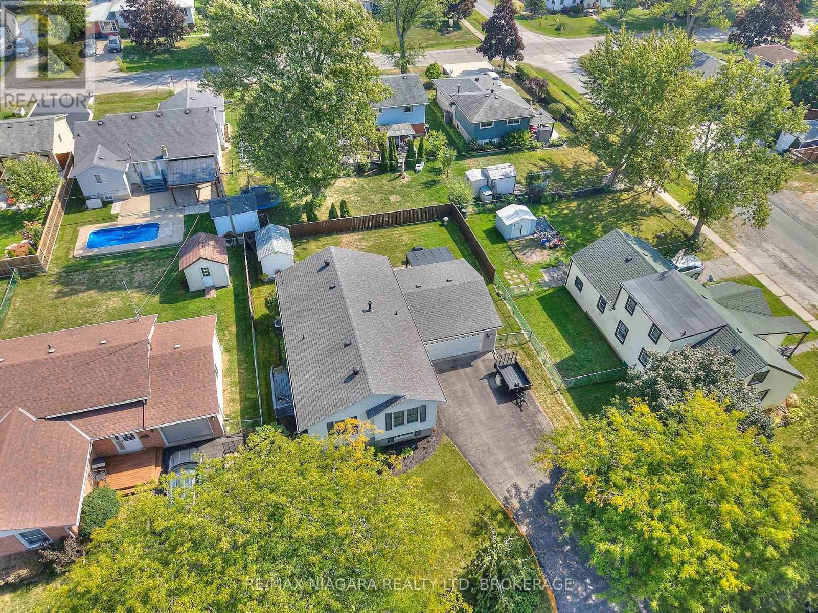 524 Lakeview Road, Fort Erie (Crescent Park), Ontario  L2A 4W6 - Photo 35 - X12796020