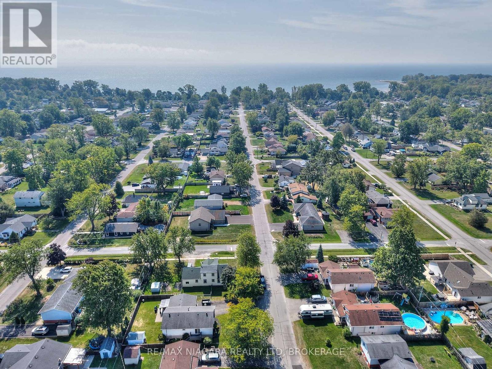 524 Lakeview Road, Fort Erie (Crescent Park), Ontario  L2A 4W6 - Photo 36 - X12796020