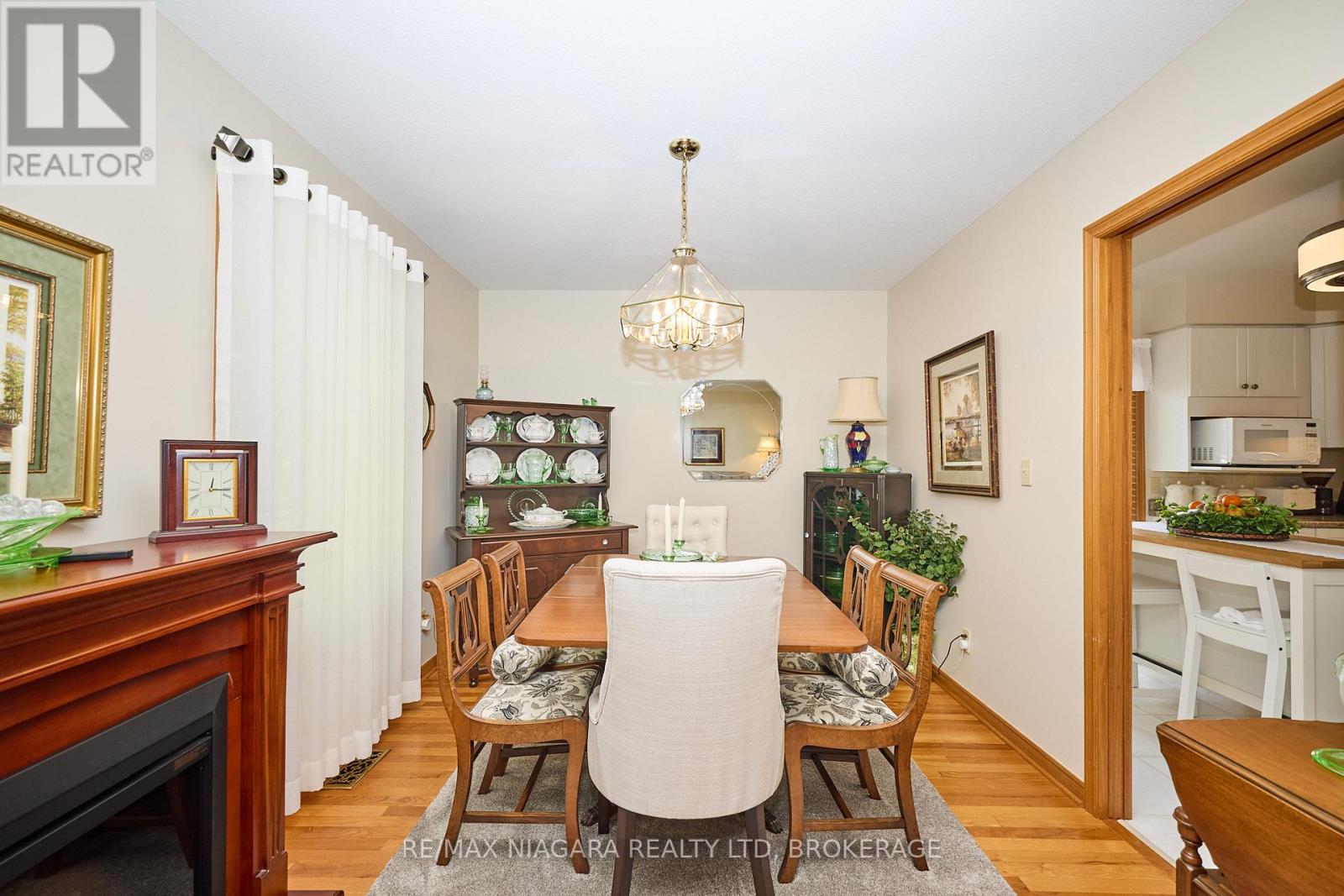 524 Lakeview Road, Fort Erie (Crescent Park), Ontario  L2A 4W6 - Photo 9 - X12796020