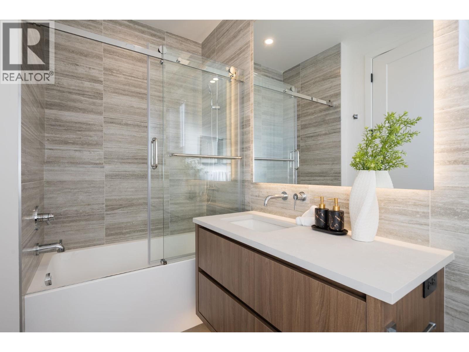 1 950 W 57th Avenue, Vancouver, British Columbia  V6P 1S3 - Photo 15 - R3090893