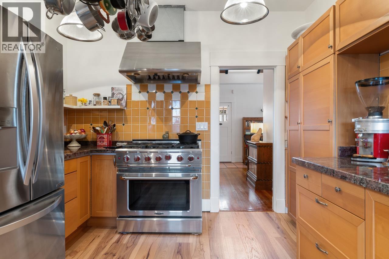 1752 E 4th Avenue, Vancouver, British Columbia  V5N 1K1 - Photo 10 - R3090870