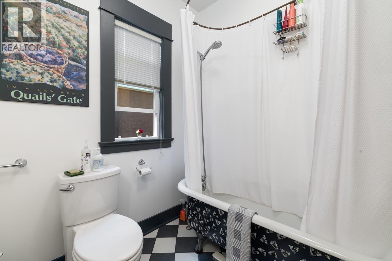 1752 E 4th Avenue, Vancouver, British Columbia  V5N 1K1 - Photo 17 - R3090870