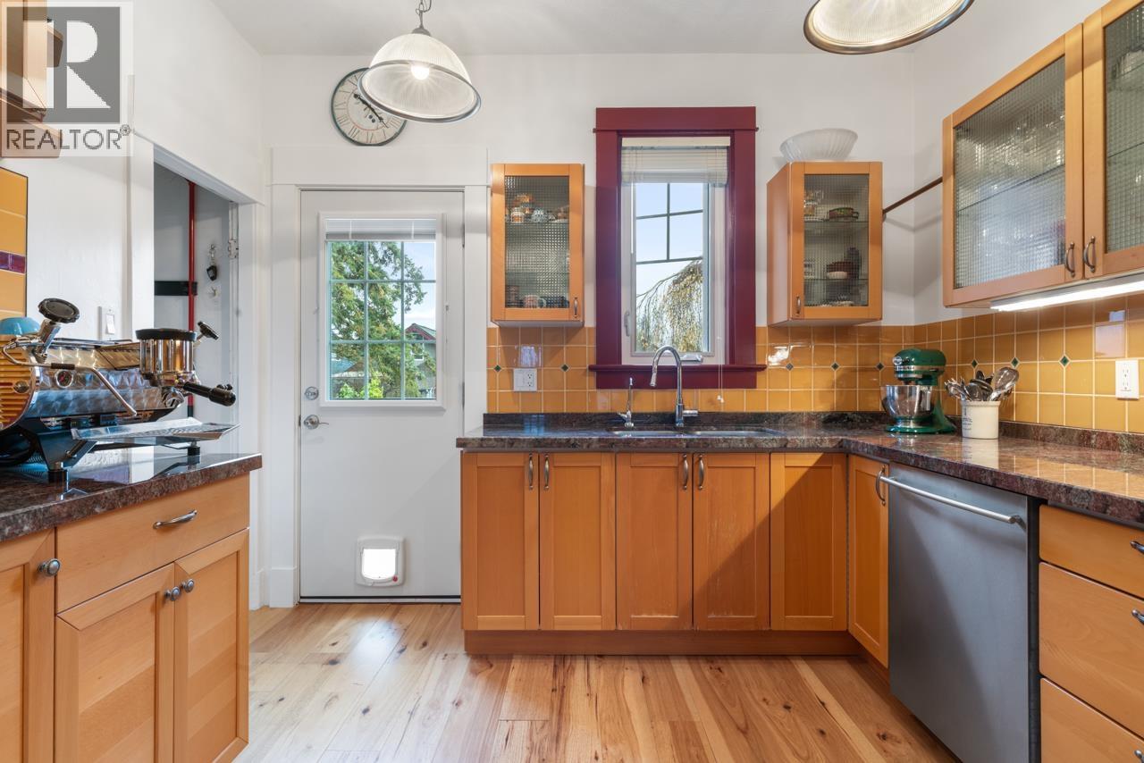 1752 E 4th Avenue, Vancouver, British Columbia  V5N 1K1 - Photo 8 - R3090870