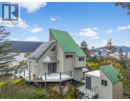 28 PASSAGE ISLAND, Vancouver, British Columbia