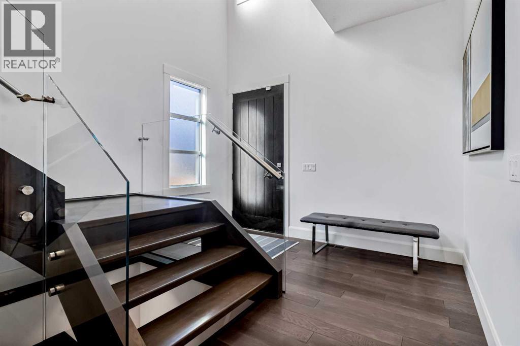 405 29 Avenue Ne, Calgary, Alberta  T2E 2C5 - Photo 3 - A2279387