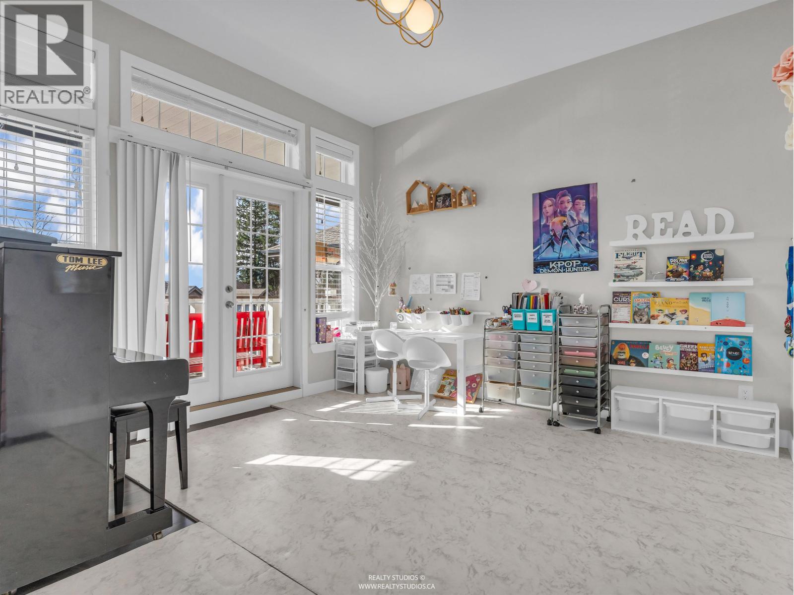 3469 Stephens Court, Coquitlam, British Columbia  V3E 0H8 - Photo 5 - R3090821