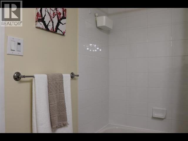 Ph2 1205 Fifth Avenue Avenue, New Westminster, British Columbia  V3M 1Y9 - Photo 10 - R3088615