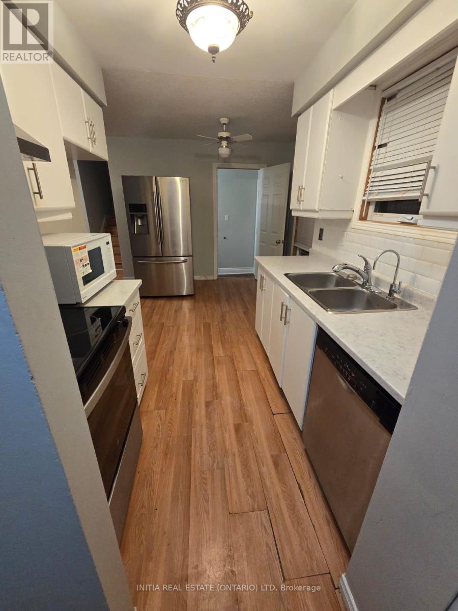 324 Conway Drive, London South, Ontario  N6E 3J9 - Photo 4 - X12793560