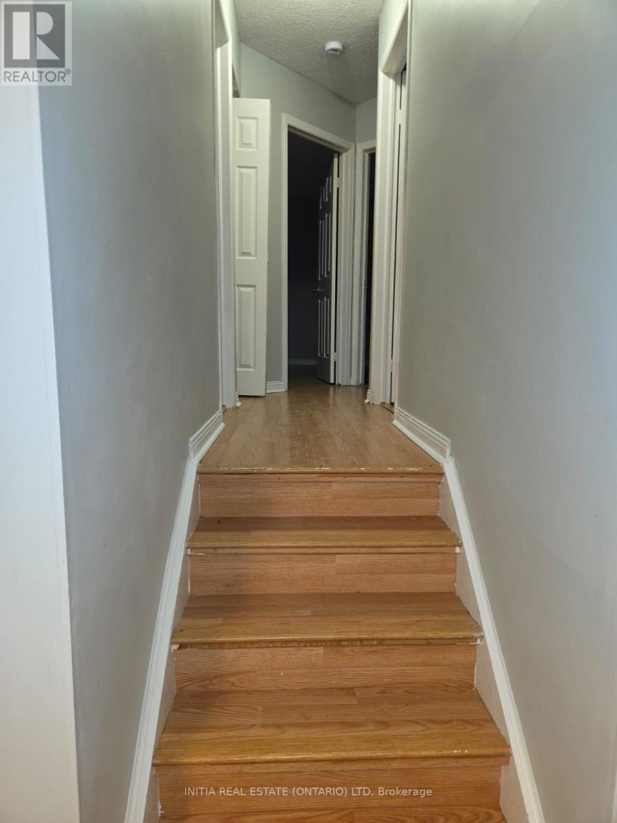 324 Conway Drive, London South, Ontario  N6E 3J9 - Photo 7 - X12793560