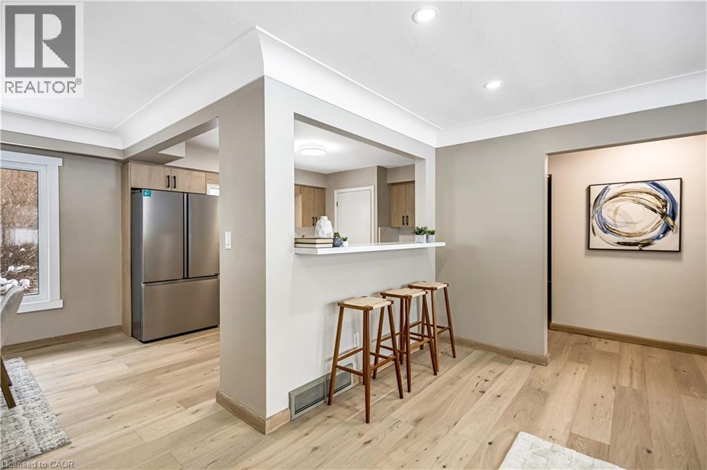 626 Iroquois Avenue, Ancaster, Ontario  L9G 3B4 - Photo 12 - 40805812