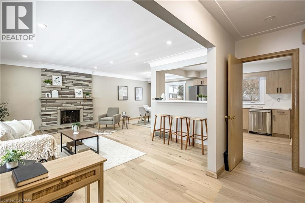 626 Iroquois Avenue, Ancaster, Ontario  L9G 3B4 - Photo 8 - 40805812