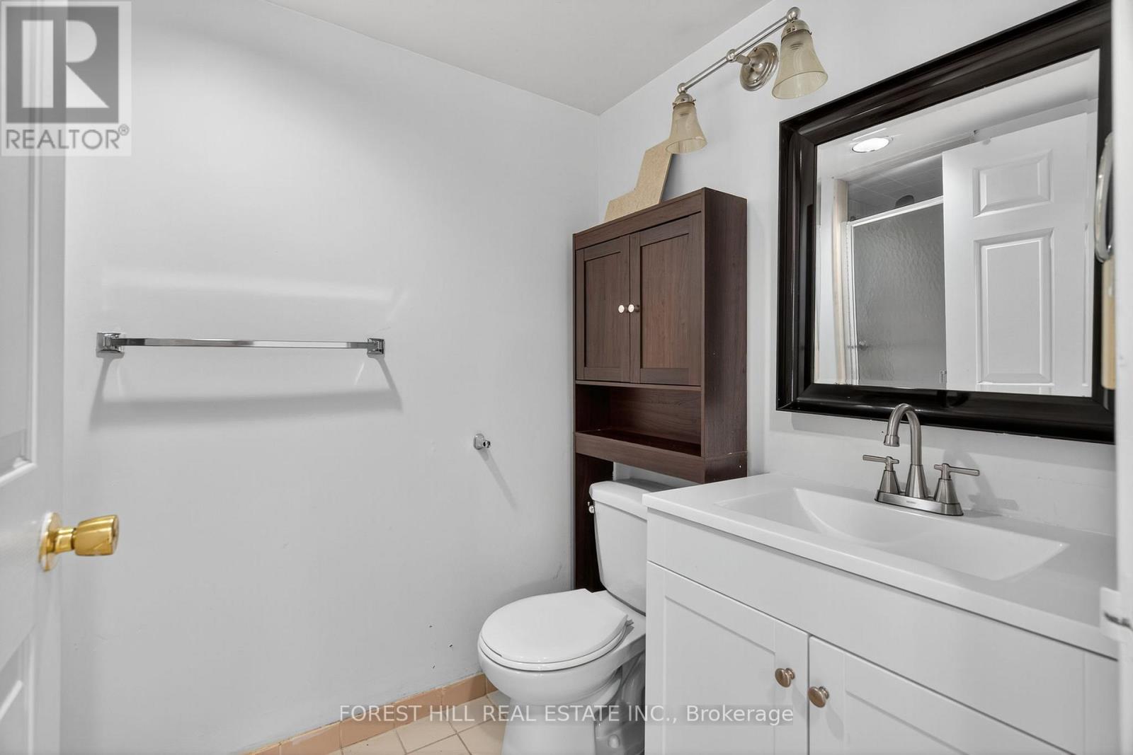 210 - 285 Enfield Place, Mississauga, Ontario  L5B 3Y6 - Photo 16 - W12796022