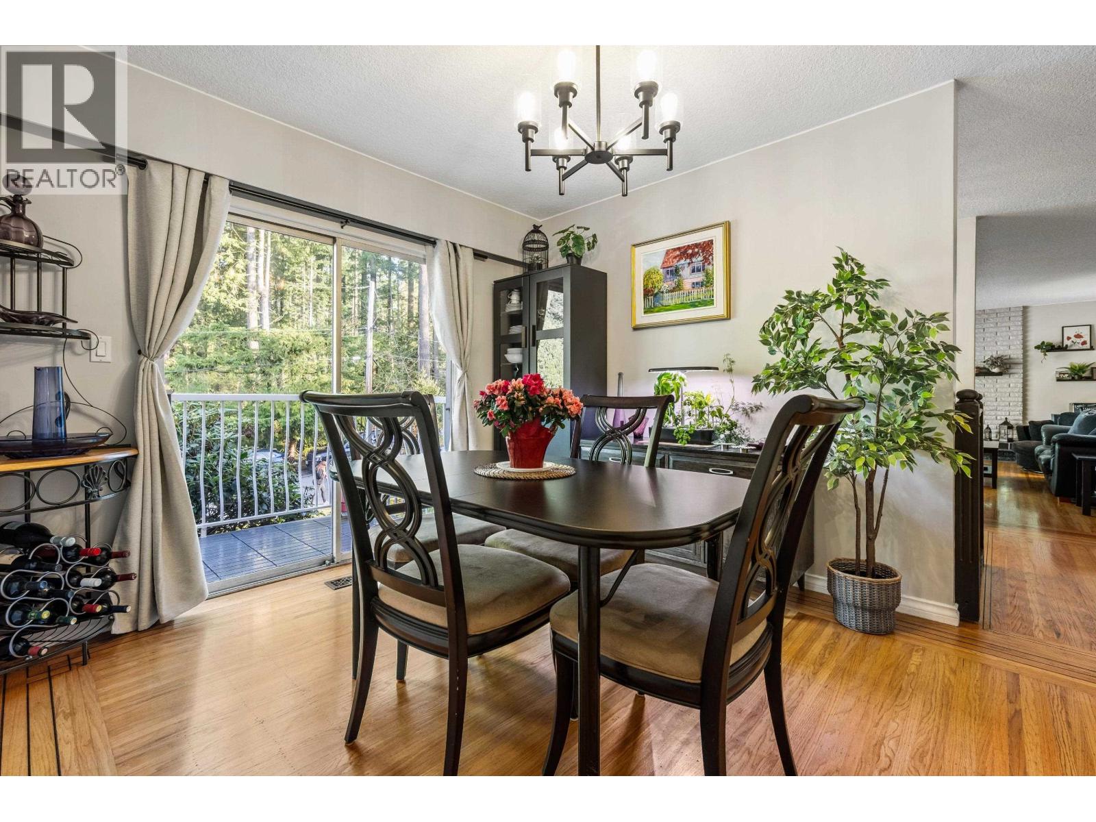 2560 Haversley Avenue, Coquitlam, British Columbia  V3J 1W5 - Photo 11 - R3089767