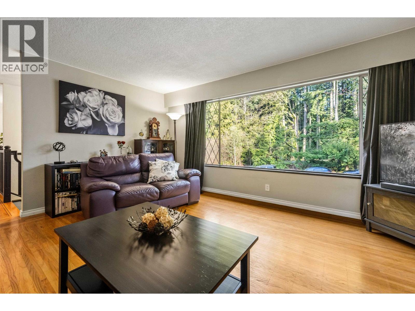 2560 Haversley Avenue, Coquitlam, British Columbia  V3J 1W5 - Photo 8 - R3089767