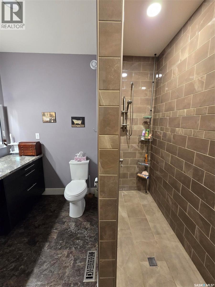 207 Criddle Avenue, Crooked Lake Provincial Park, Saskatchewan  S0G 2B0 - Photo 30 - SK028653