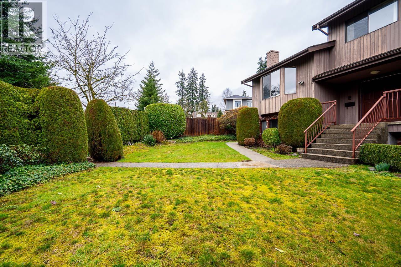 8241 Brynlor Drive, Burnaby, British Columbia  V5E 4E2 - Photo 3 - R3088849