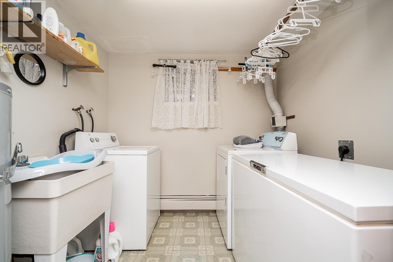 8241 Brynlor Drive, Burnaby, British Columbia  V5E 4E2 - Photo 33 - R3088849