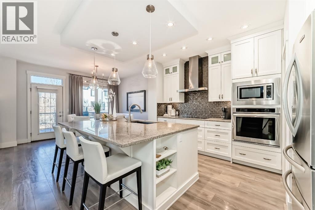 28 Ranchers Manor, Okotoks, Alberta  T1S 0G5 - Photo 5 - A2286703