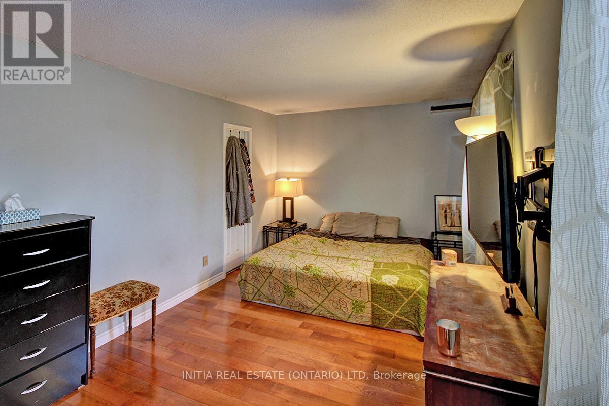 1622 Jalna Boulevard, London South, Ontario  N6E 3L1 - Photo 11 - X12796088