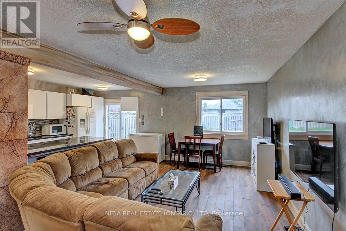 1622 Jalna Boulevard, London South, Ontario  N6E 3L1 - Photo 7 - X12796088