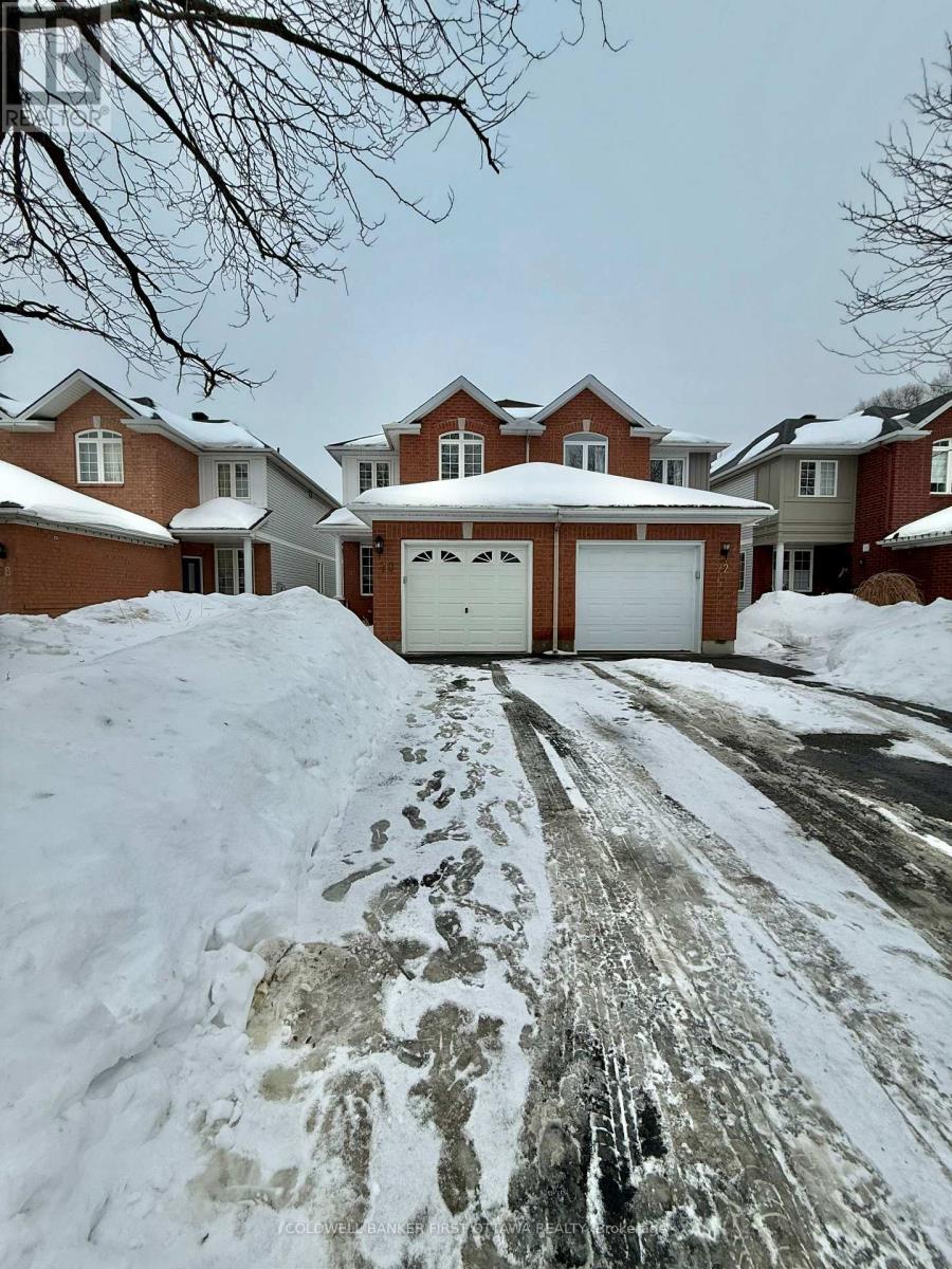 70 TRUMP AVENUE, Ottawa, Ontario