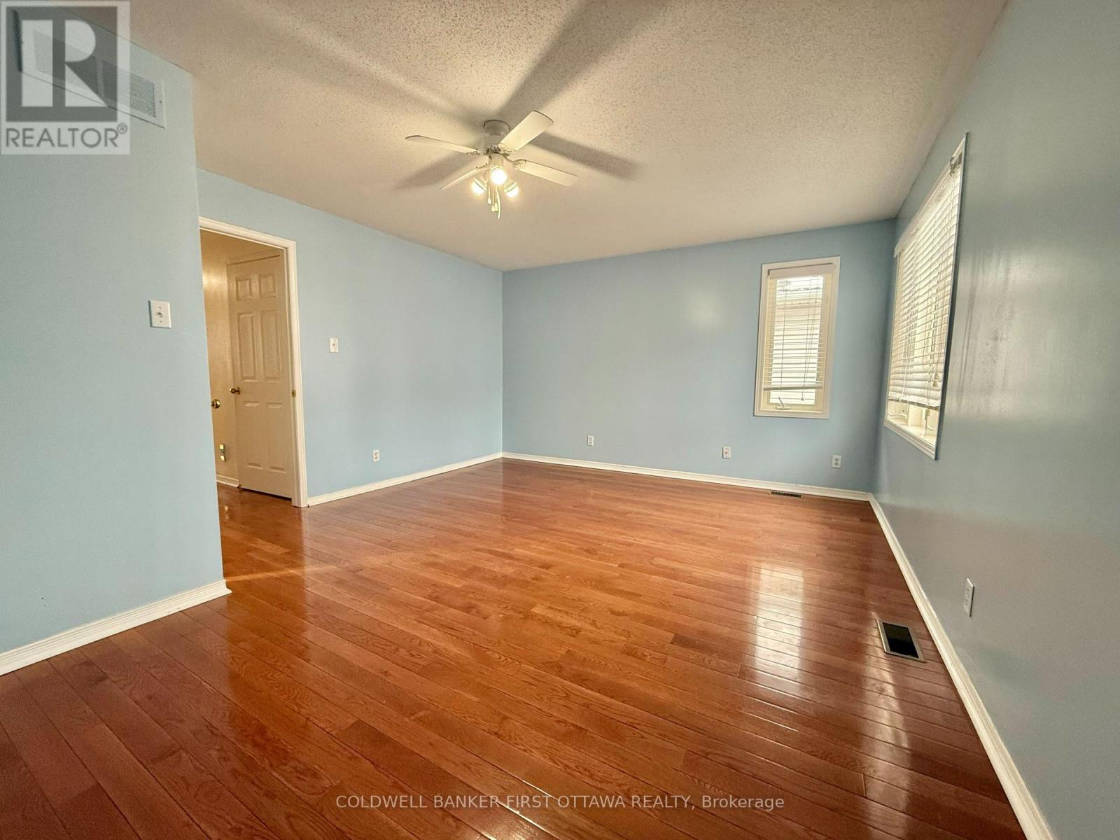 70 Trump Avenue, Ottawa, Ontario  K2C 4A4 - Photo 16 - X12796058