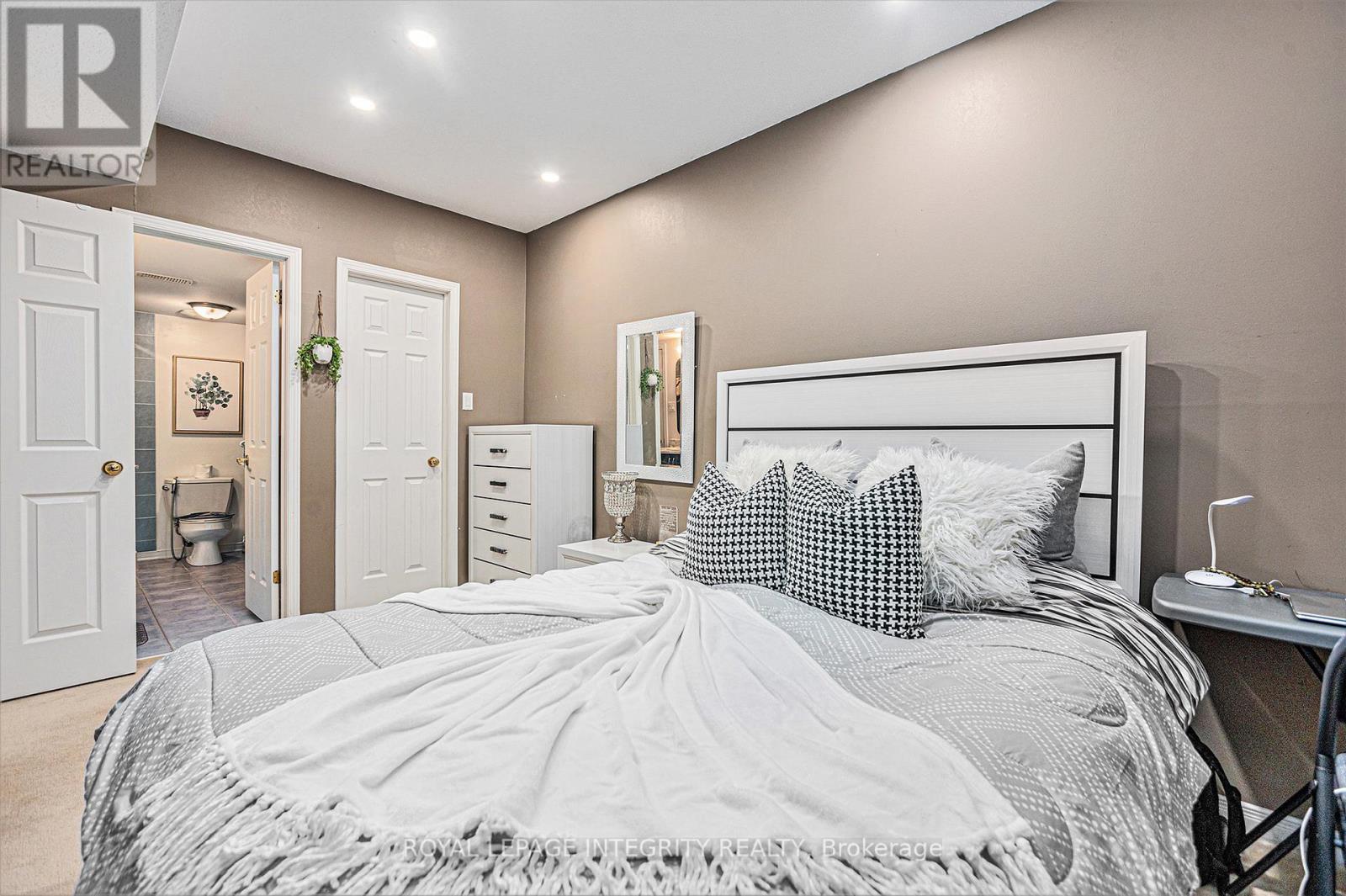 42 - 1512 Walkley Road, Ottawa, Ontario  K1V 2G7 - Photo 19 - X12796108