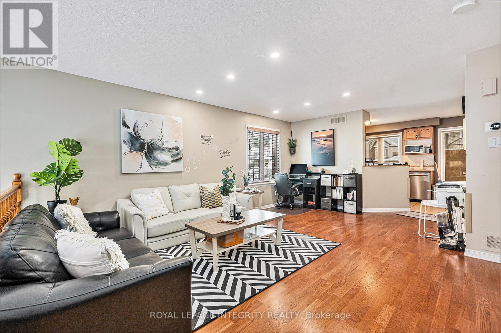 42 - 1512 Walkley Road, Ottawa, Ontario  K1V 2G7 - Photo 4 - X12796108