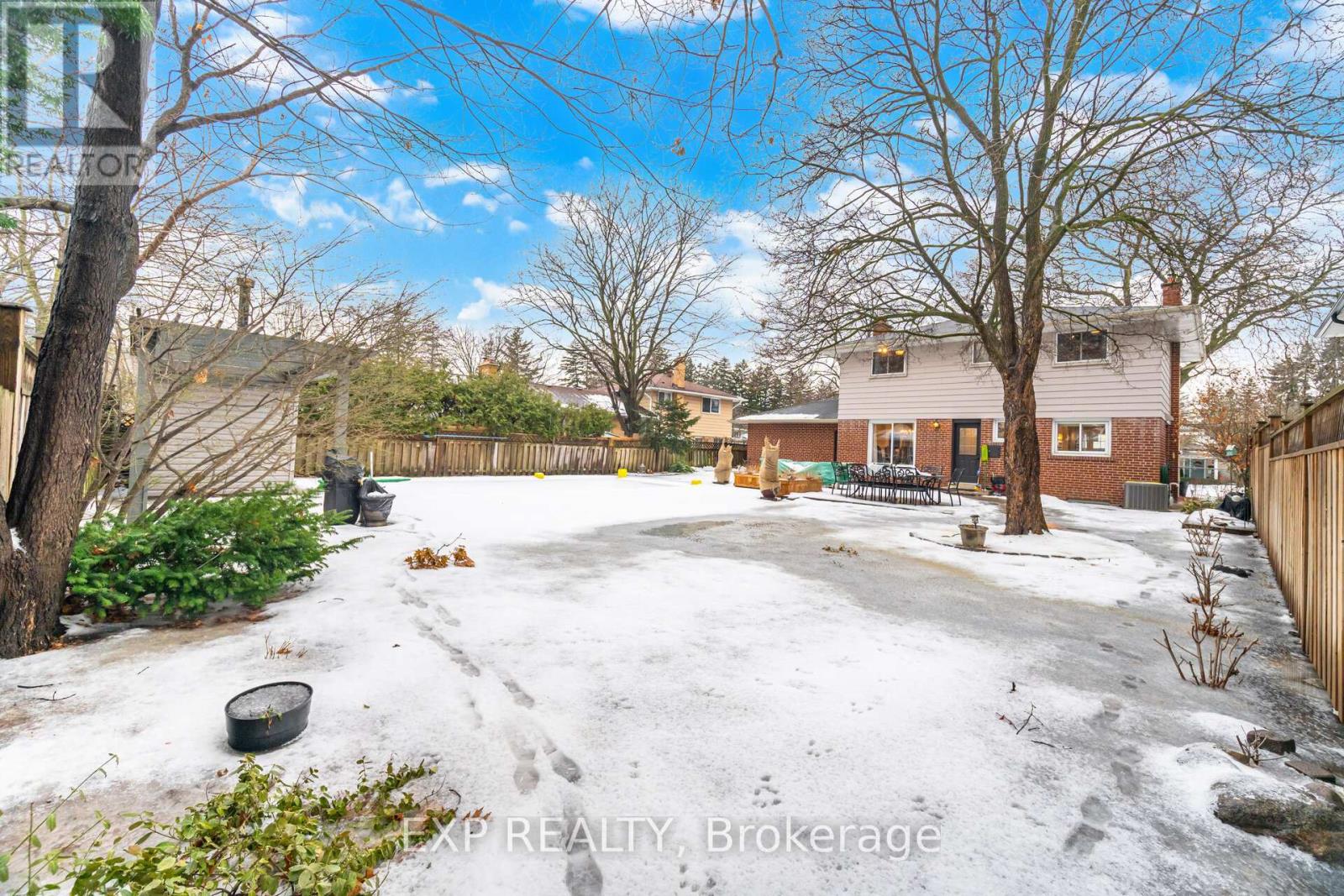 298 Edrich Court, Mississauga, Ontario  L5A 1R3 - Photo 37 - W12795630