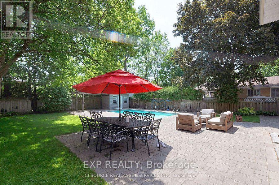 298 Edrich Court, Mississauga, Ontario  L5A 1R3 - Photo 39 - W12795630