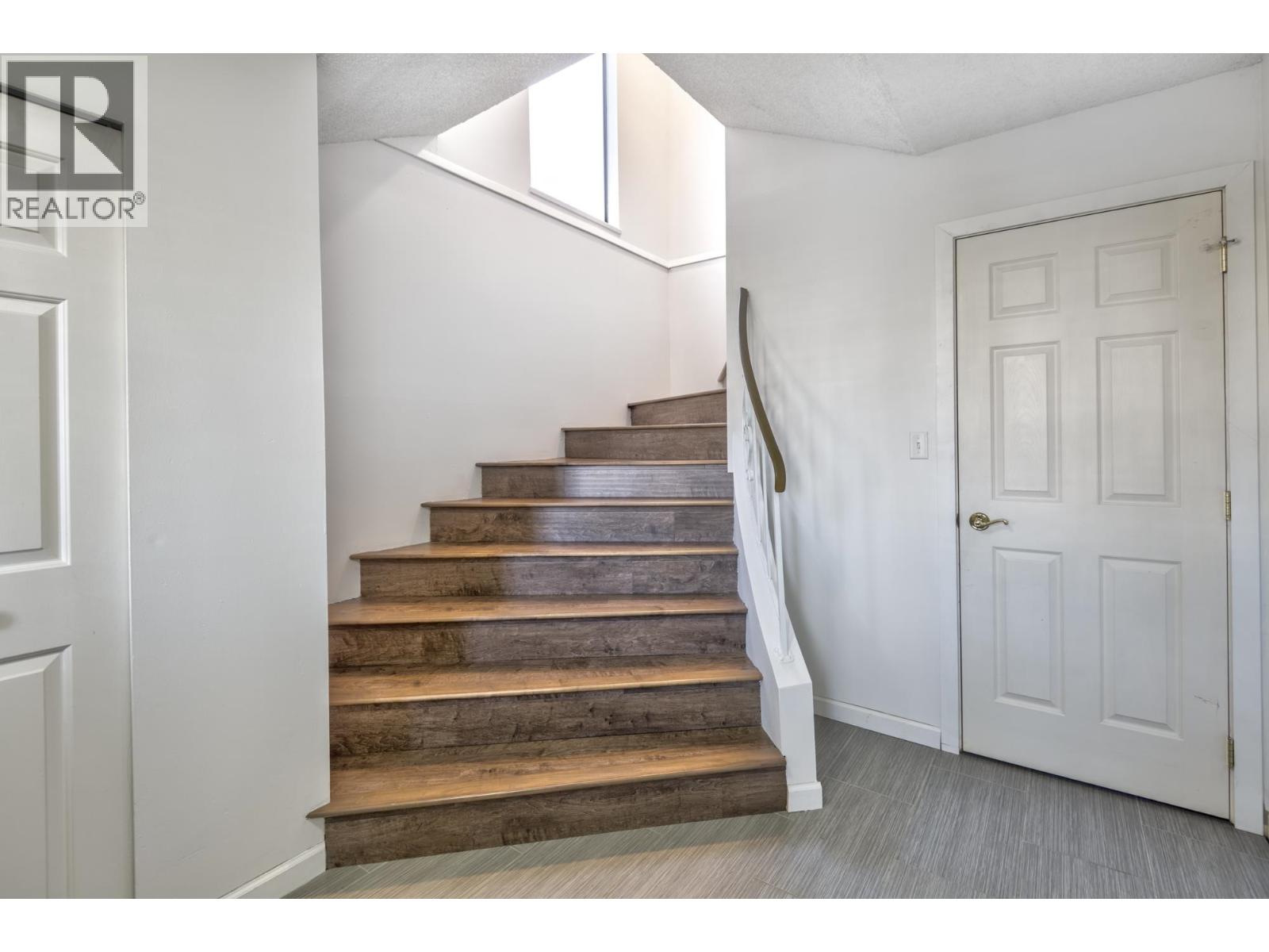 5842 Woodsworth Street, Burnaby, British Columbia  V5G 1S7 - Photo 19 - R3090761