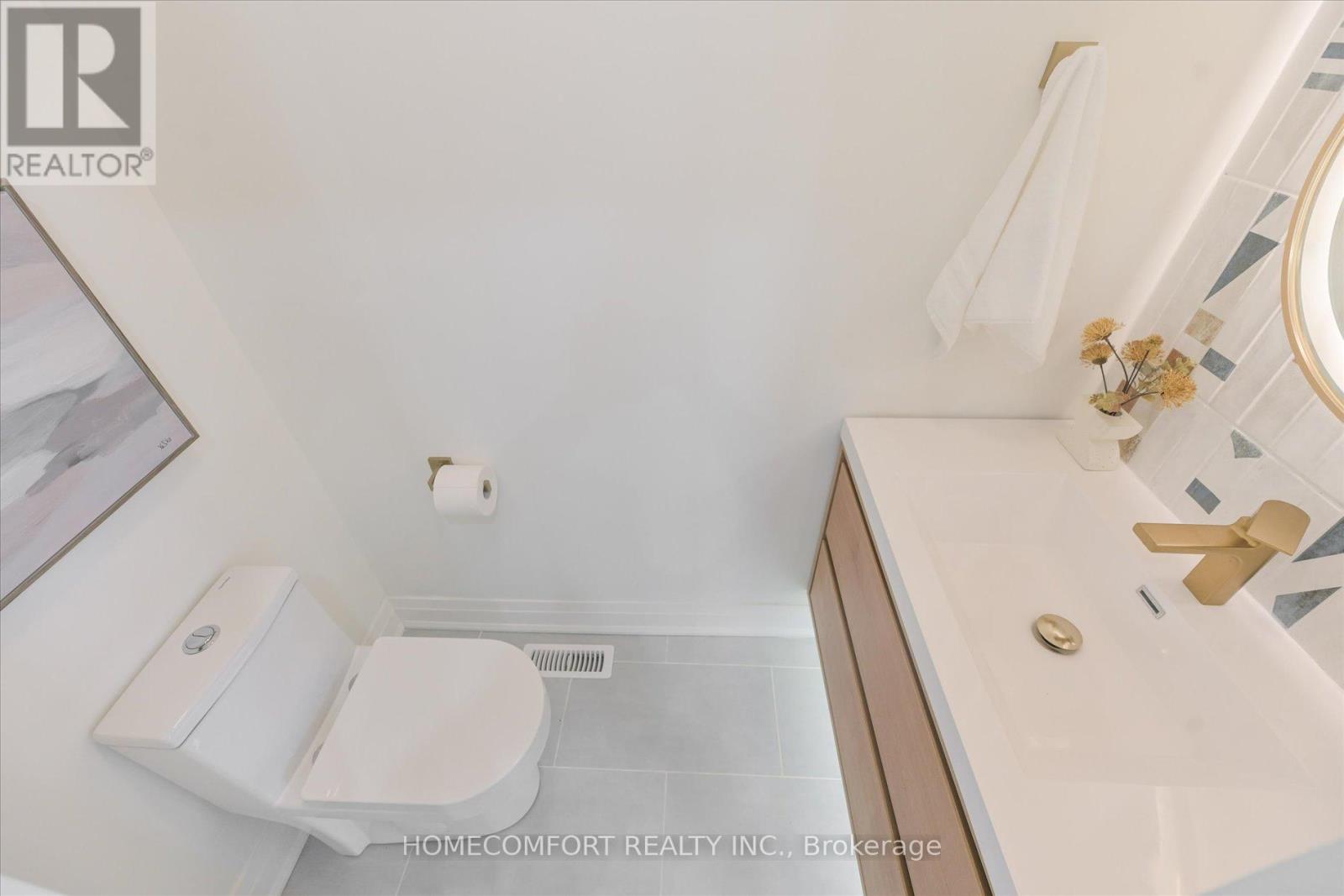 192 Waverley Road, Toronto, Ontario  M4L 3T3 - Photo 17 - E12796094