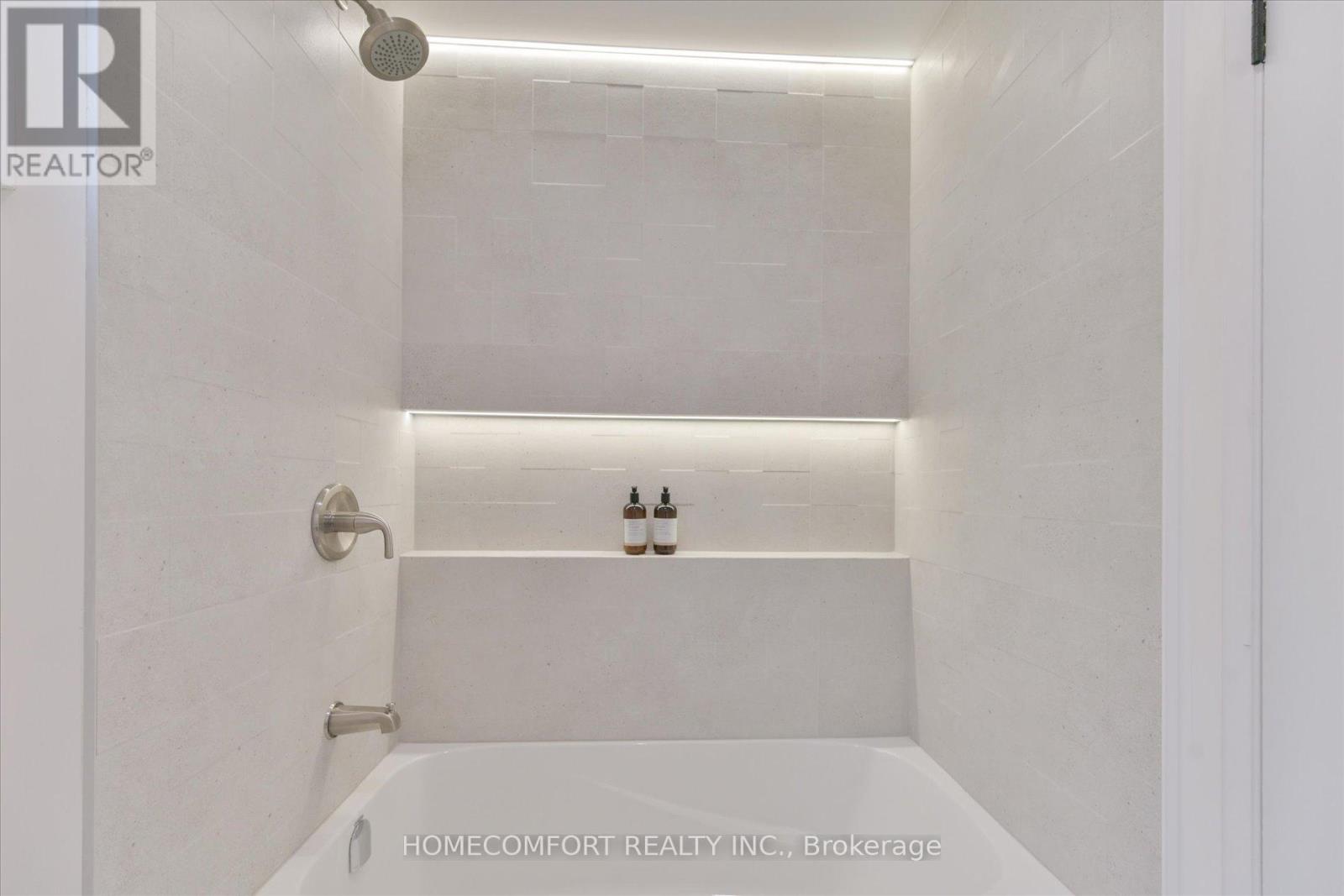 192 Waverley Road, Toronto, Ontario  M4L 3T3 - Photo 28 - E12796094