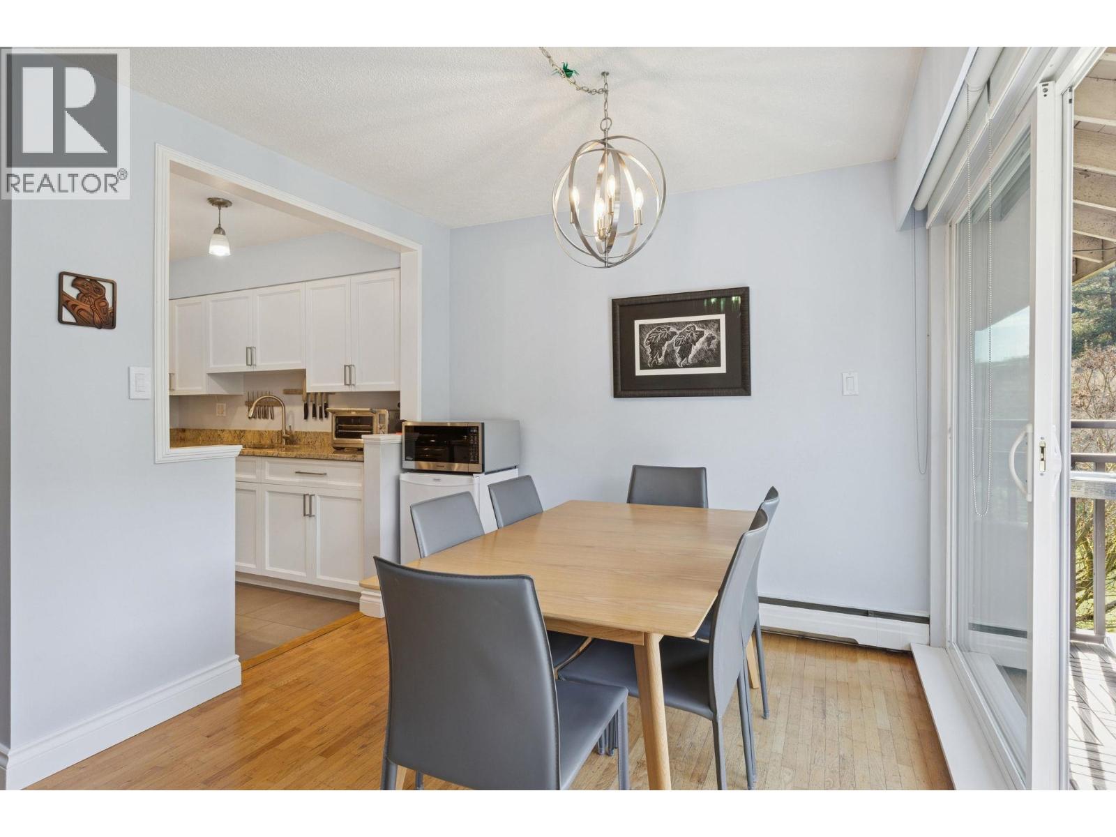 214 555 W 28th Street, North Vancouver, British Columbia  V7N 2J7 - Photo 10 - R3090117