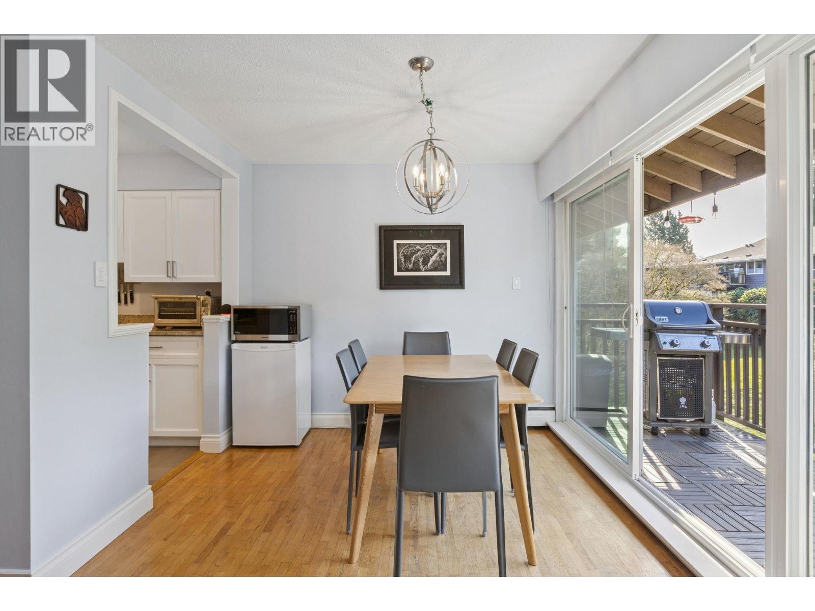 214 555 W 28th Street, North Vancouver, British Columbia  V7N 2J7 - Photo 7 - R3090117