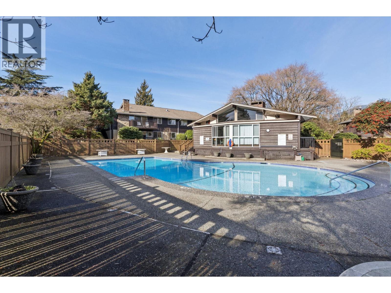 214 555 W 28th Street, North Vancouver, British Columbia  V7N 2J7 - Photo 26 - R3090117