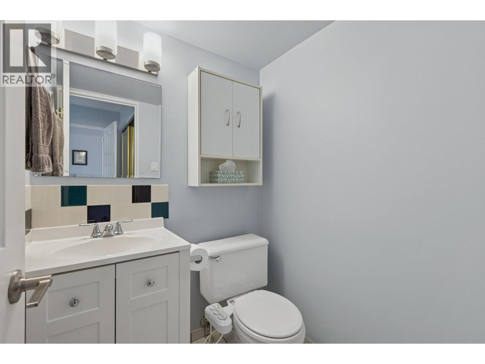 214 555 W 28th Street, North Vancouver, British Columbia  V7N 2J7 - Photo 20 - R3090117