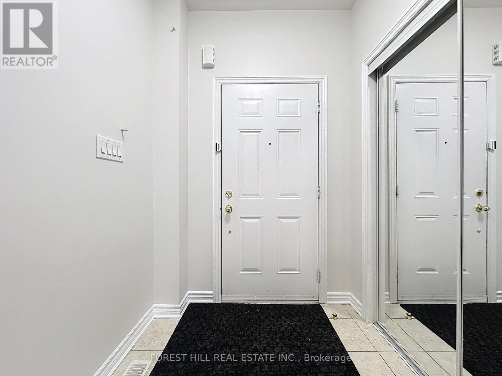 14 - 8777 Dufferin Street, Vaughan, Ontario  L4J 0C5 - Photo 3 - N12796110