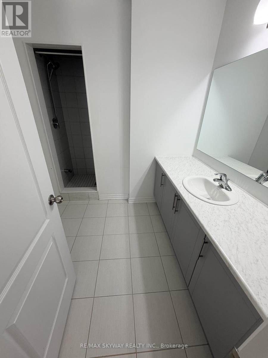 16 Joseph Halbert Place, Caledon, Ontario  L7C 4L5 - Photo 12 - W12795736