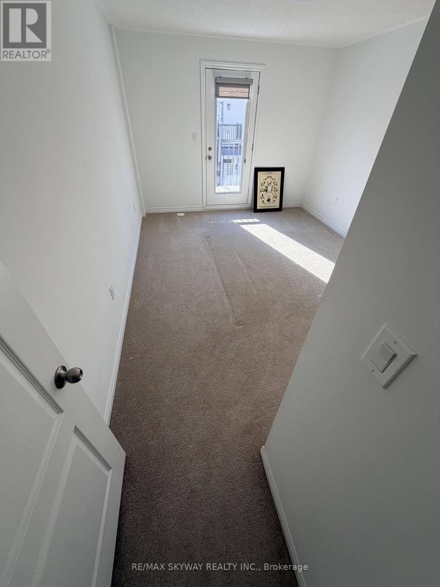 16 Joseph Halbert Place, Caledon, Ontario  L7C 4L5 - Photo 14 - W12795736