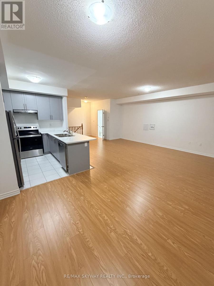 16 Joseph Halbert Place, Caledon, Ontario  L7C 4L5 - Photo 6 - W12795736