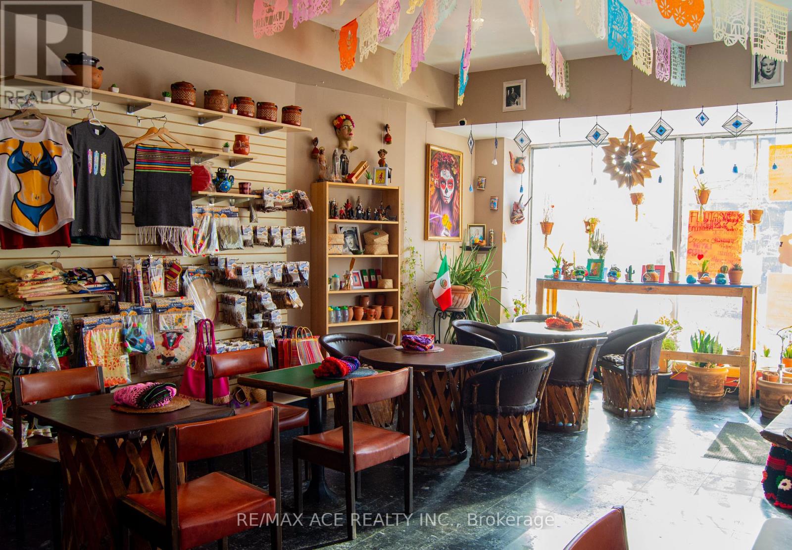 1262 Bloor Street W, Toronto, Ontario  M6H 1N5 - Photo 14 - W12796072