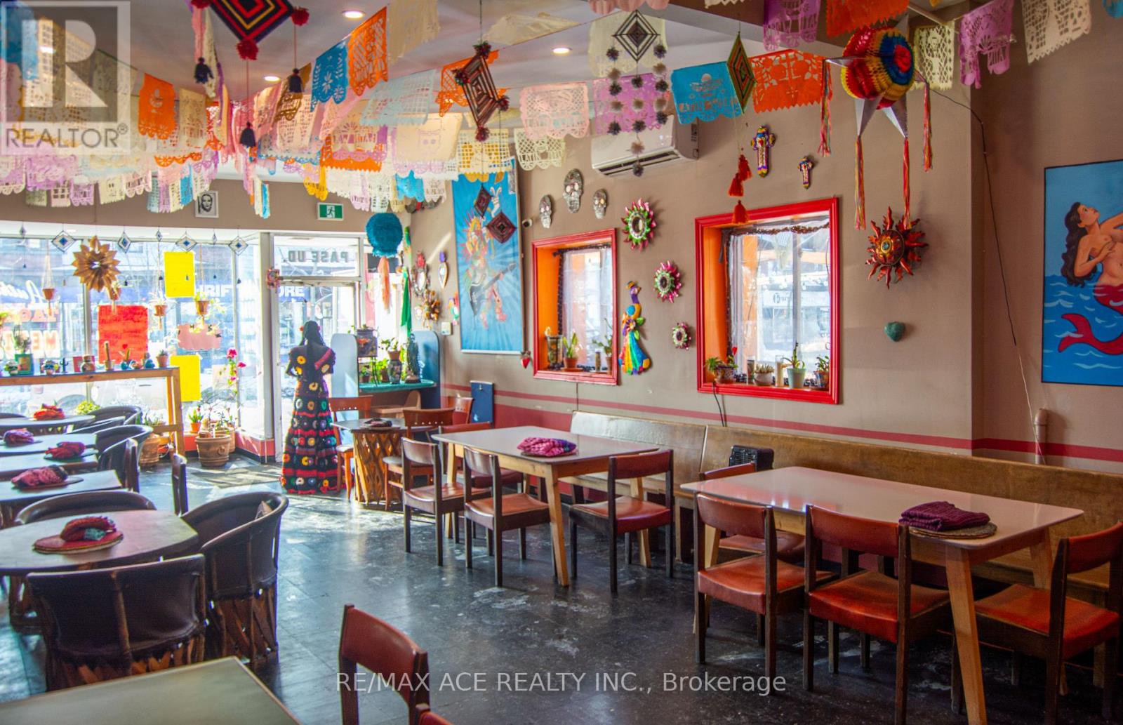 1262 Bloor Street W, Toronto, Ontario  M6H 1N5 - Photo 19 - W12796072