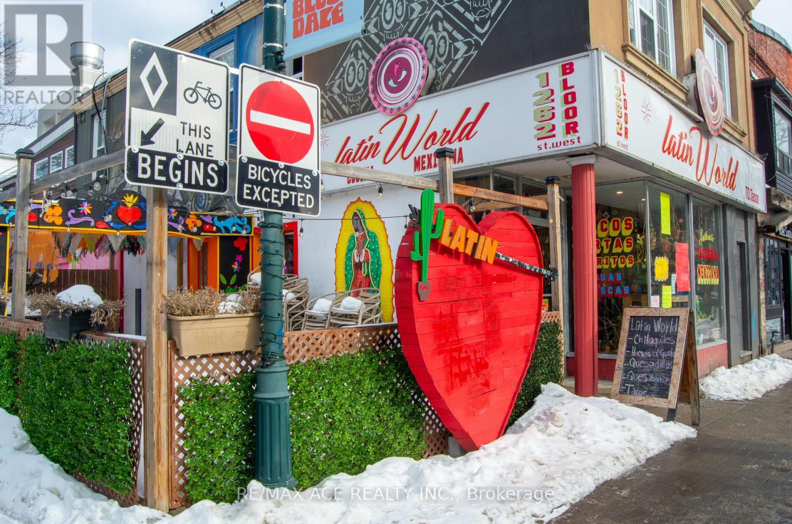 1262 Bloor Street W, Toronto, Ontario  M6H 1N5 - Photo 3 - W12796072