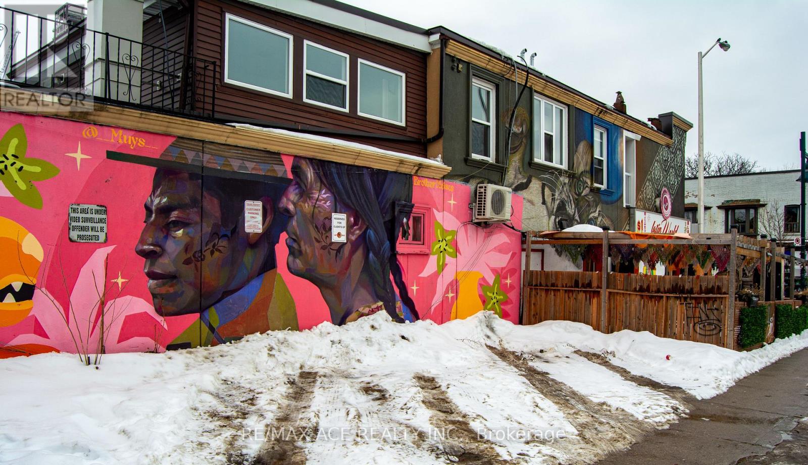 1262 Bloor Street W, Toronto, Ontario  M6H 1N5 - Photo 36 - W12796072