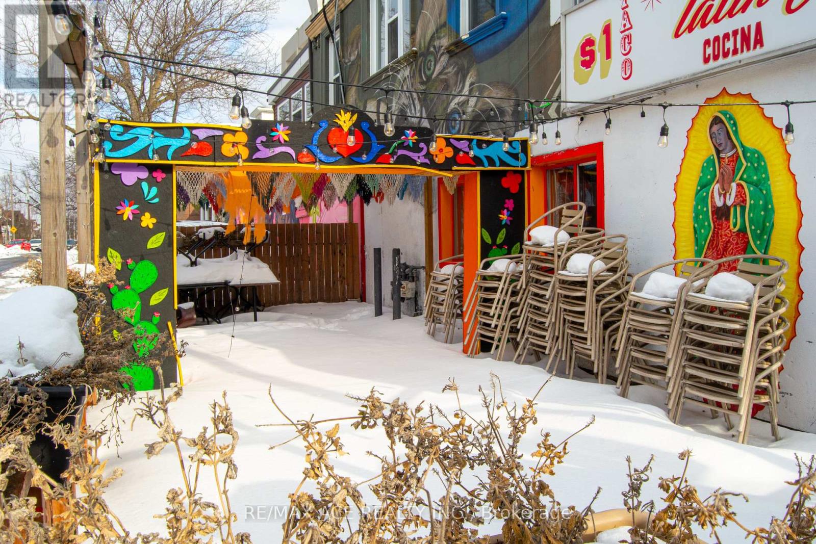 1262 Bloor Street W, Toronto, Ontario  M6H 1N5 - Photo 5 - W12796072